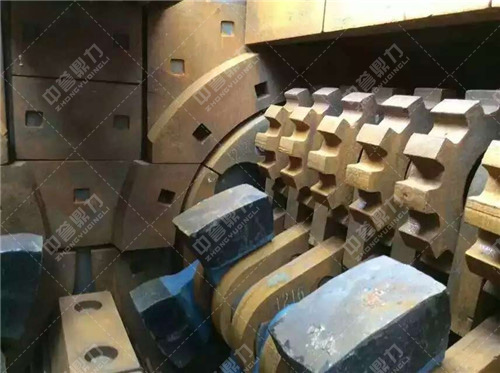錘式碎石機錘頭磨損對產量影響 錘式碎石機錘頭磨損對產量影響