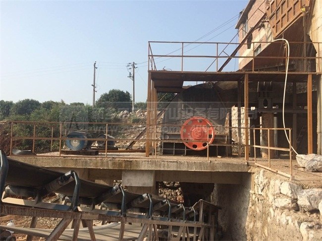 河南錘式破碎機在處理石灰石方面的優勢