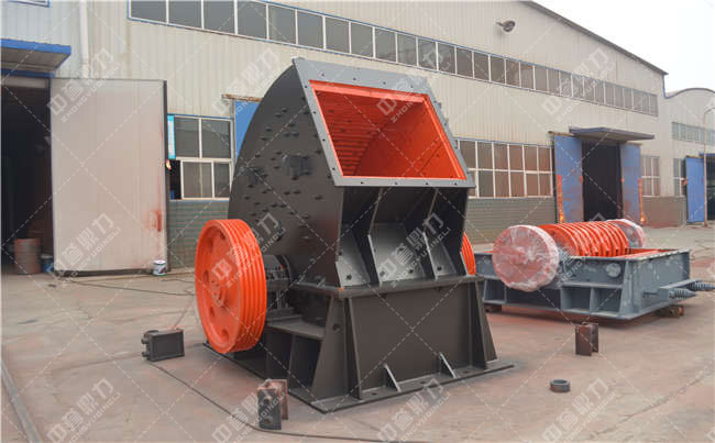 反擊式破碎機(jī)板錘的安裝注意事項(xiàng)