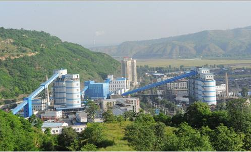 反擊式破碎機在水泥生產(chǎn)線中的應用