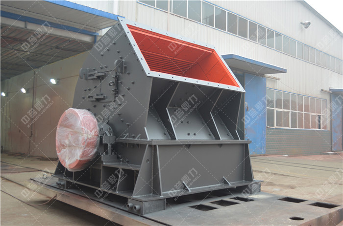 PC1220型錘式破碎機(jī)