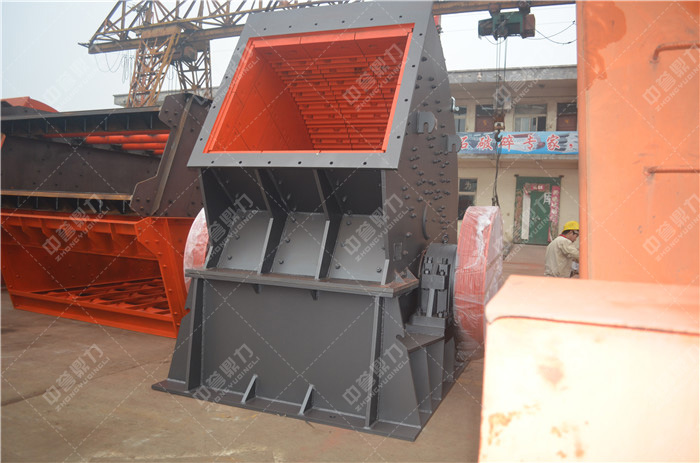 礦山碎石機操作保養